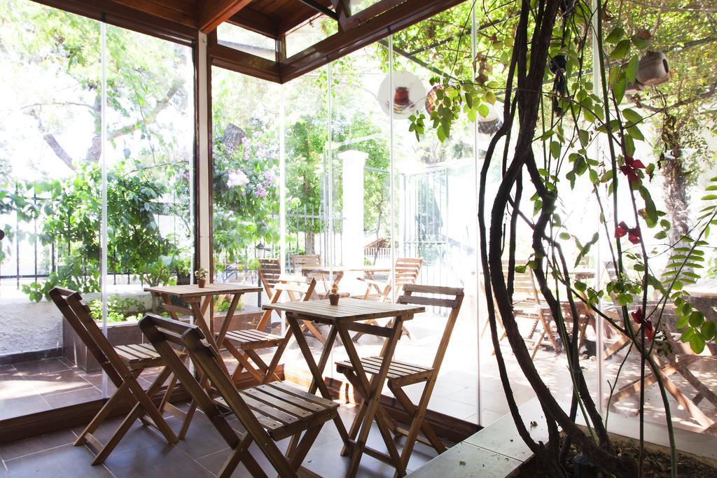 Orhan Kutbayin Evi Adalar Exteriör bild