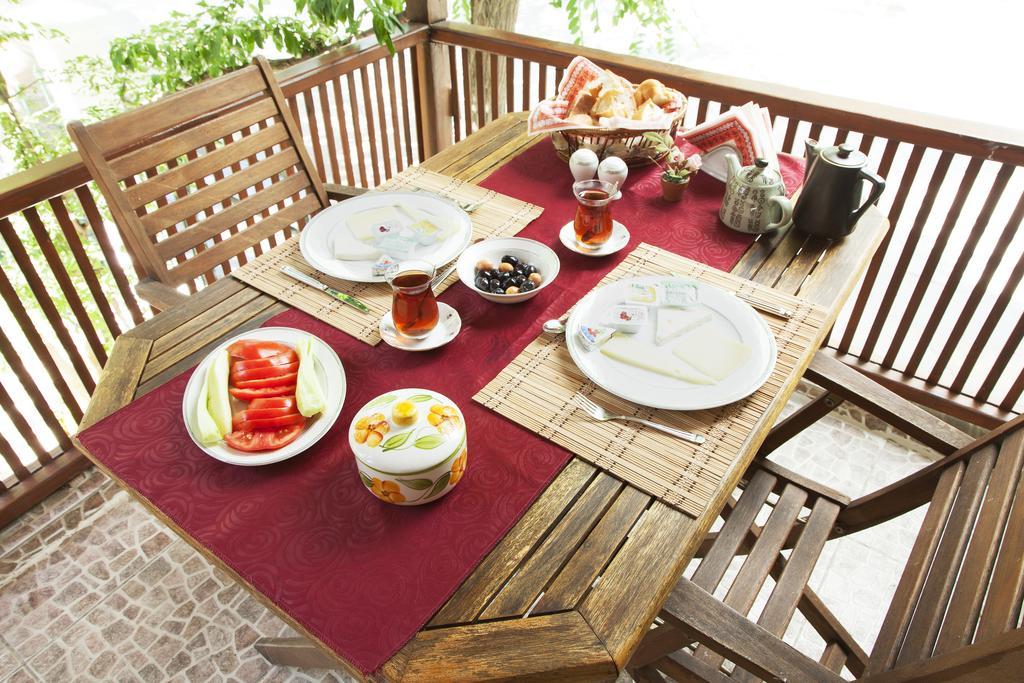 Orhan Kutbayin Evi Adalar Exteriör bild