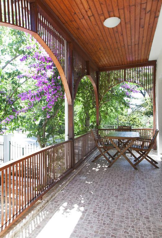 Orhan Kutbayin Evi Adalar Exteriör bild