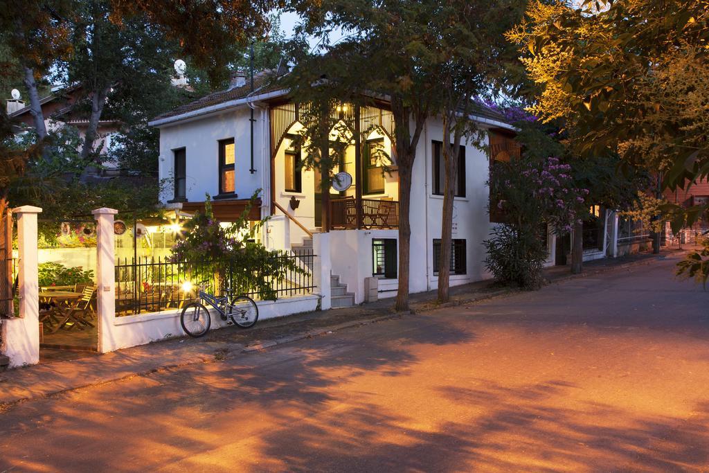Orhan Kutbayin Evi Adalar Exteriör bild
